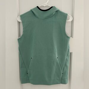 Old‎ Navy Active Dynamic Fleece Sleeveless Hoodie